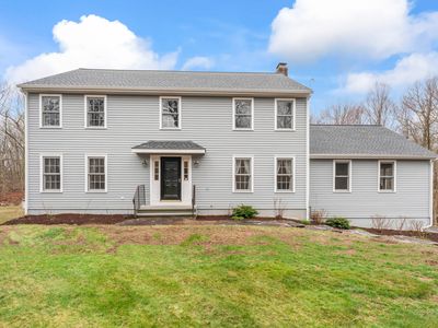 15 Kelly Court, Sandy Hook, CT, 06482