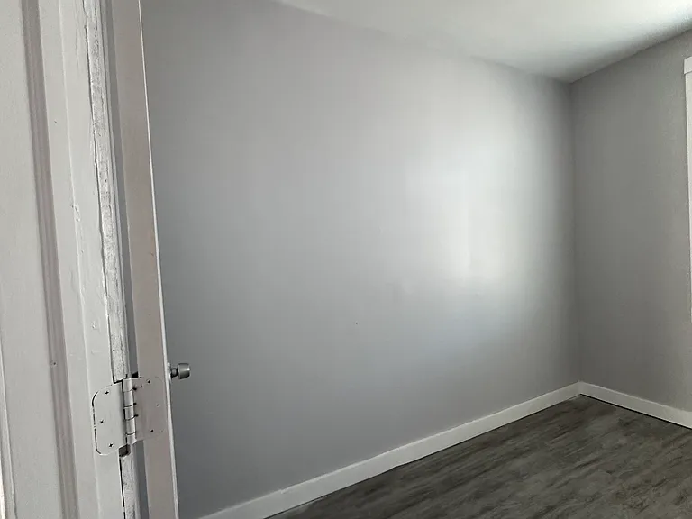 2647 S 68th St — Photo 11