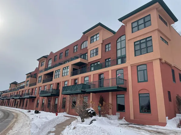 107 N Lakeshore Blvd APT 4D, Marquette, MI 49855