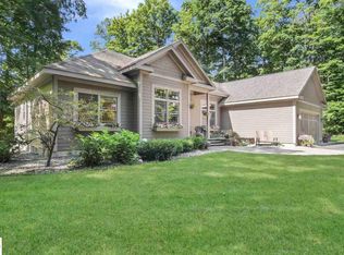 3673 Brayton Ln, Traverse City, MI 49685
