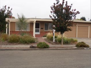 1911 Will Scarlet Ln, Santa Rosa, CA 95405