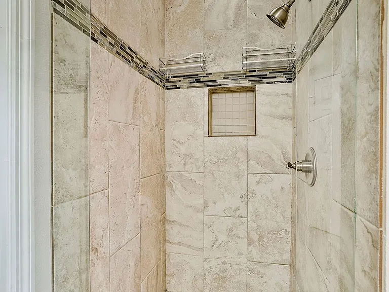 5504 Big Bend Dr — Photo 18