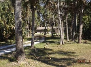 140 2nd St SE, Naples, FL 34117