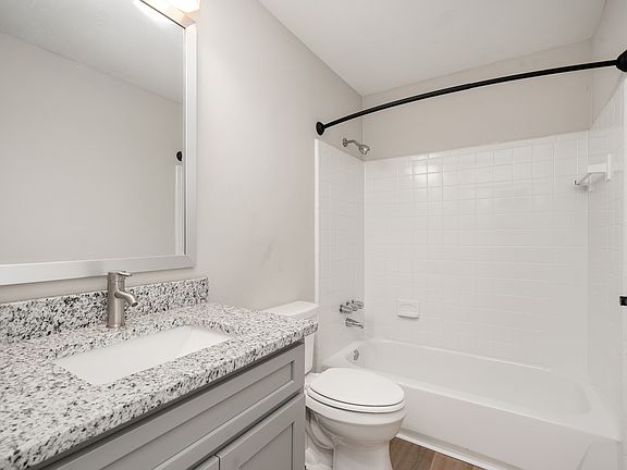2nd image of 3129 Spring Valley Dr #3133-11