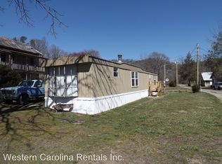 21 Elliott Rd, Whittier, NC 28789