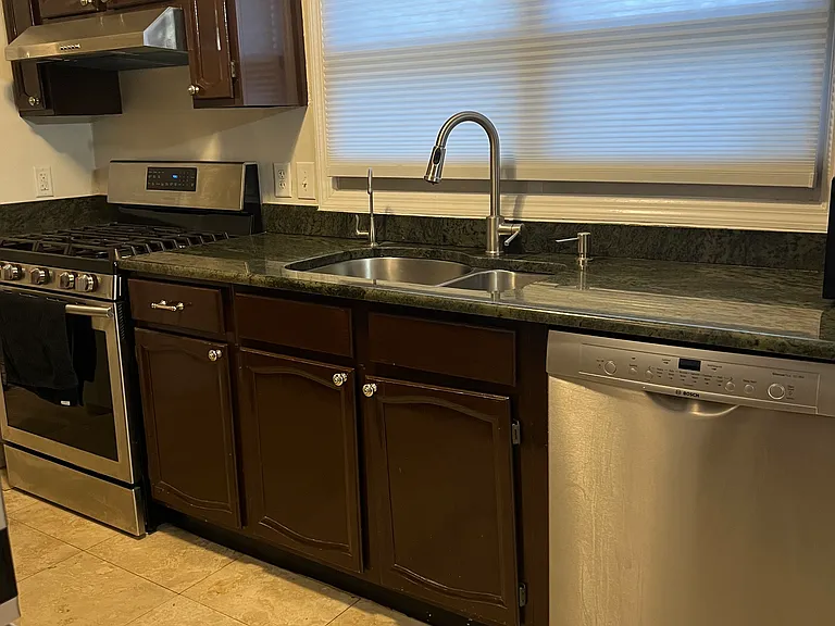 416 El Prado — Photo 21