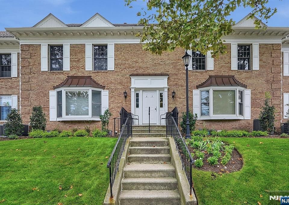 1st image of 5 S Maple Avenue #52