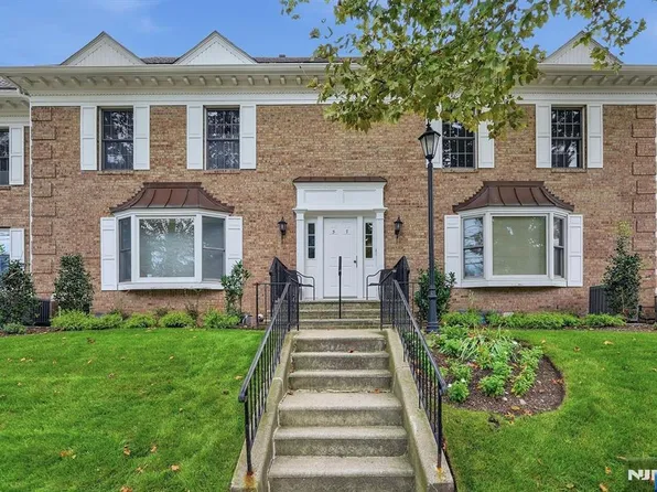 5 S Maple Avenue #52, Park Ridge, NJ 07656