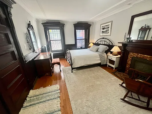 Rented by NY Casa Group | media 12