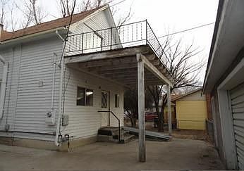 2nd image of 1009 Main St