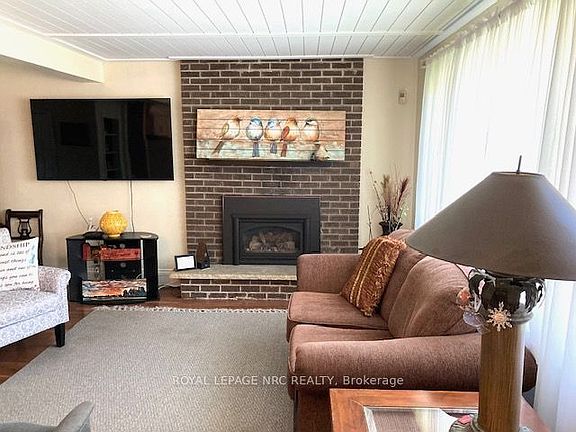 4th image of 5681 Morse Ave