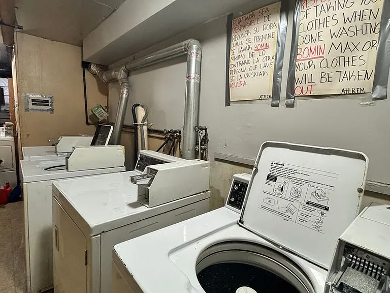 33rd Ave Apartments — Photo 4