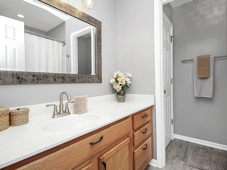 2292 Hanover Ct — Photo 21