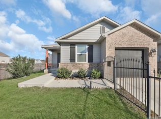 5851 Machaela Trce, San Antonio, TX 78242