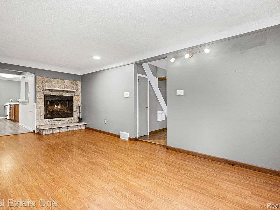 8643 Hibbing St, photo 19