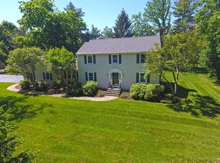 1 Clayton St, Medfield, MA 02052