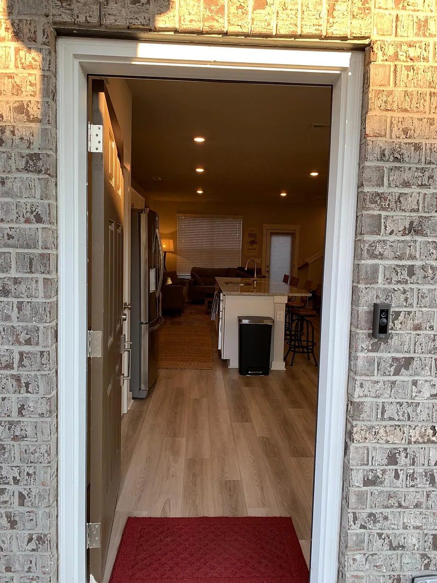 Building Photo - 1752 Frodo Way