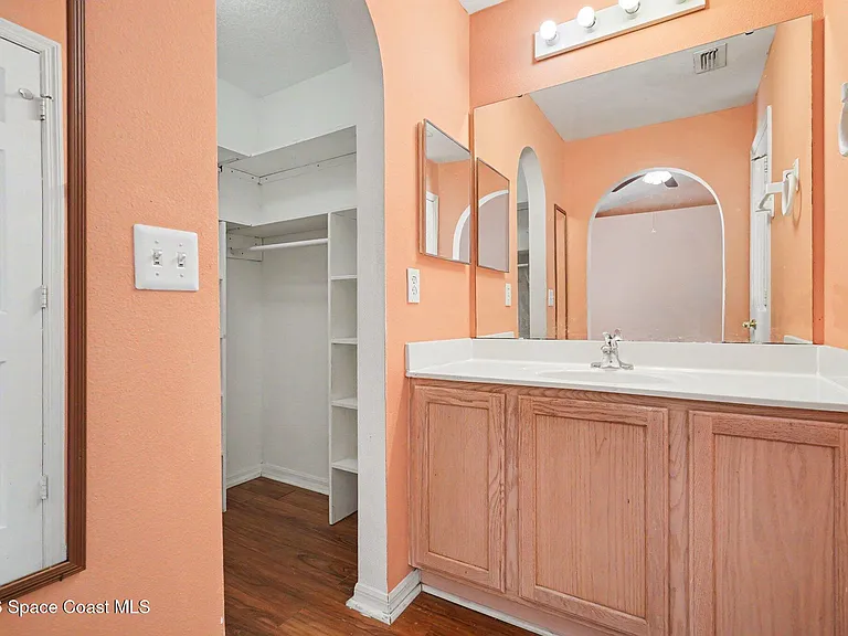 2781 Maderia Cir — Photo 21