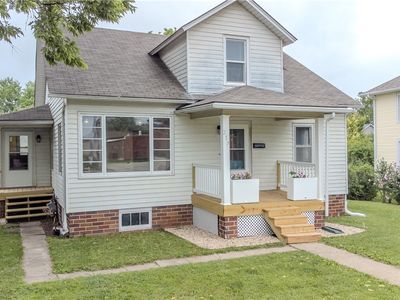 217 E Jefferson St, Winterset, IA, 50273
