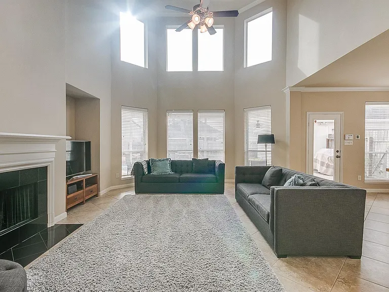 4618 Ambrosia Springs Ln — Photo 7