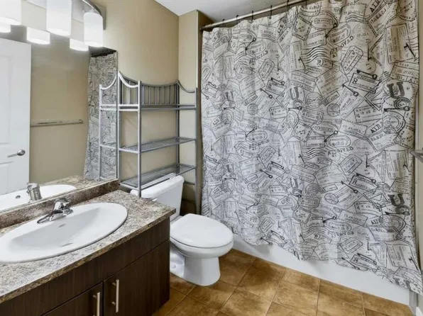 201 NE Abasand Dr #524, Fort McMurray, AB T9J 1H9