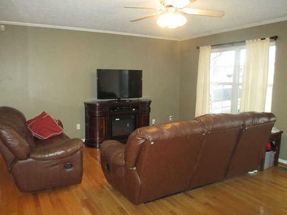 3rd image of 1226 Langwood Ct