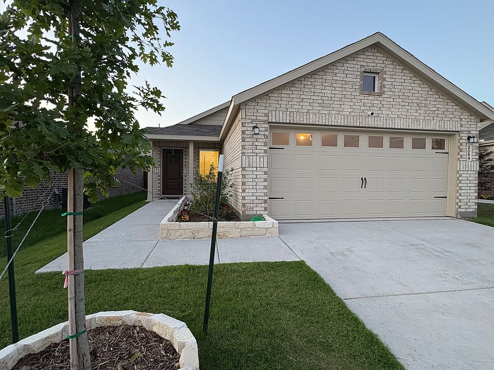 1st image of 3064 Ashbrook Ln