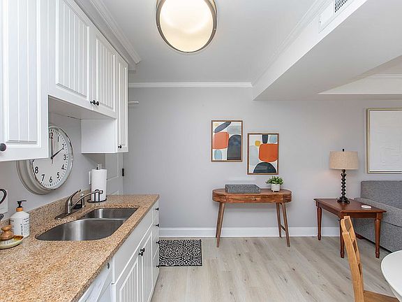 5th image of 14290 Ocean Hwy #207