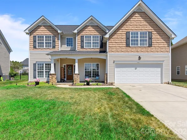 9523 Laguna Ave, Concord, NC 28027