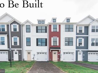 26 Pacer Dr, Hanover, PA 17331