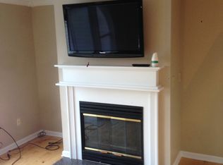 203 Timber Ridge Dr, Camillus, NY 13031