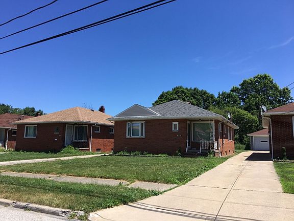 3rd image of 5263 E 135th St