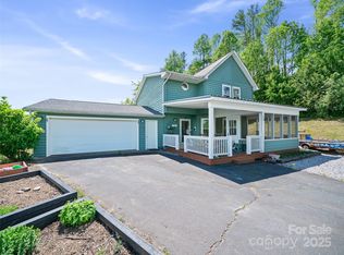 48 Meadowlark Ln, Spruce Pine, NC 28777