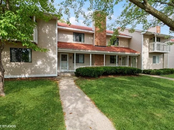 1517 Little Bluestem Ct #A11, Ames, IA 50014