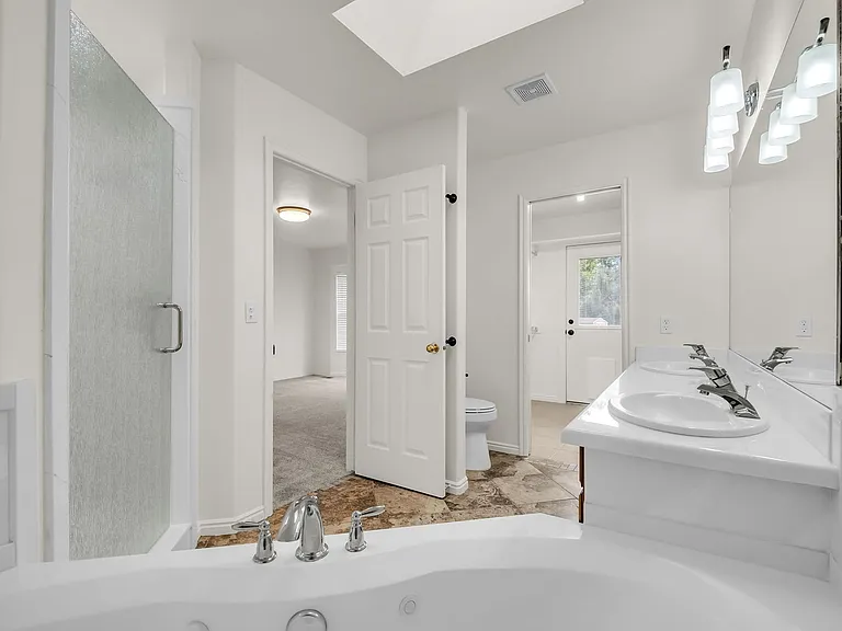 1429 W Flint Meadow Dr — Photo 14