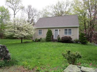 19 Woodstock Rd, Thompson, CT 06277