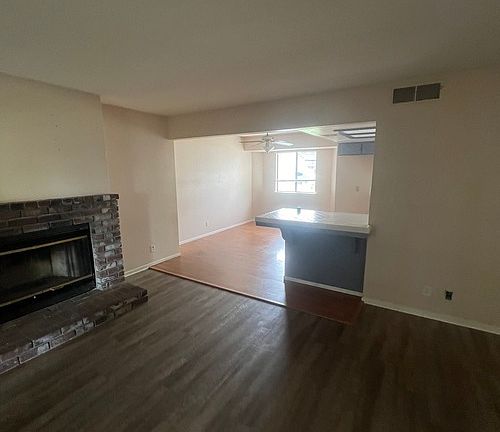 5th image of 1690 Buckingham Ave