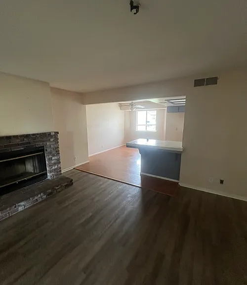 1690 Buckingham Ave — Photo 5