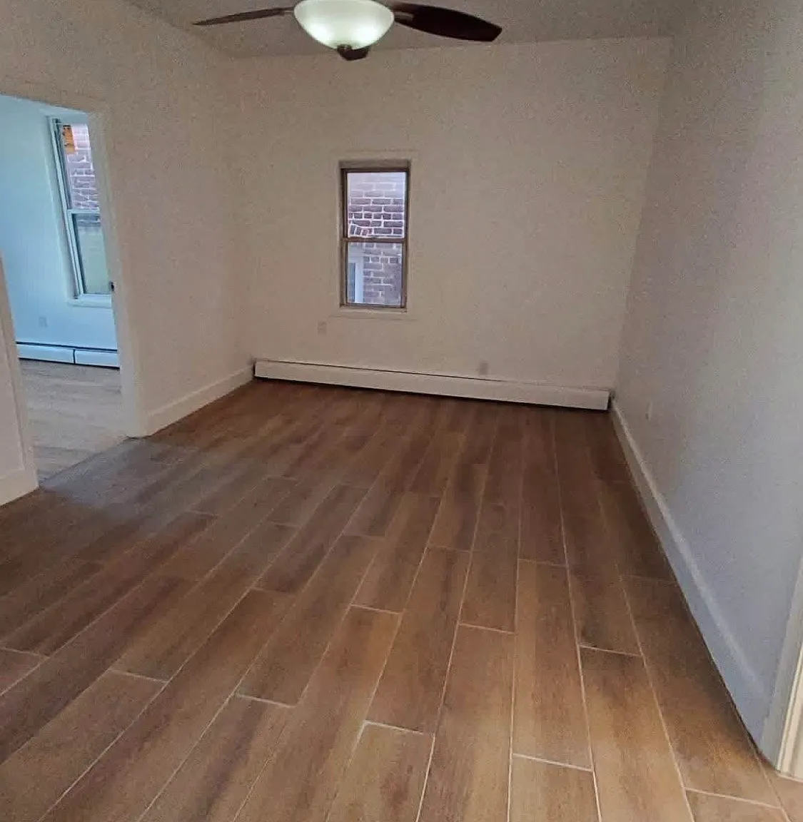 3 bed, 1100 sqft, $2,850 — Photo 4
