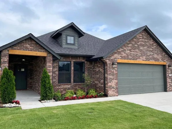 4825 Sundowner Ln, Edmond, OK 73034
