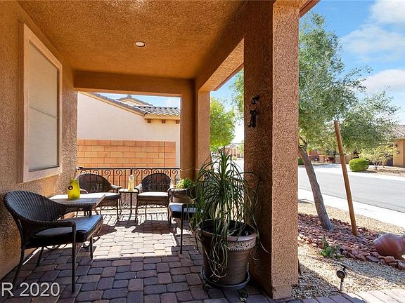 4th image of 996 Via Canale Dr
