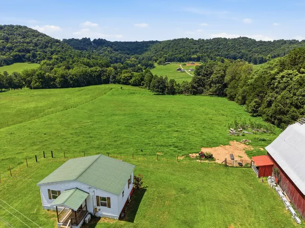 17904 Old Kentucky Rd, Walling, TN 38587