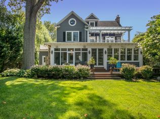 125 Hickory Grove Dr E, Larchmont, NY 10538