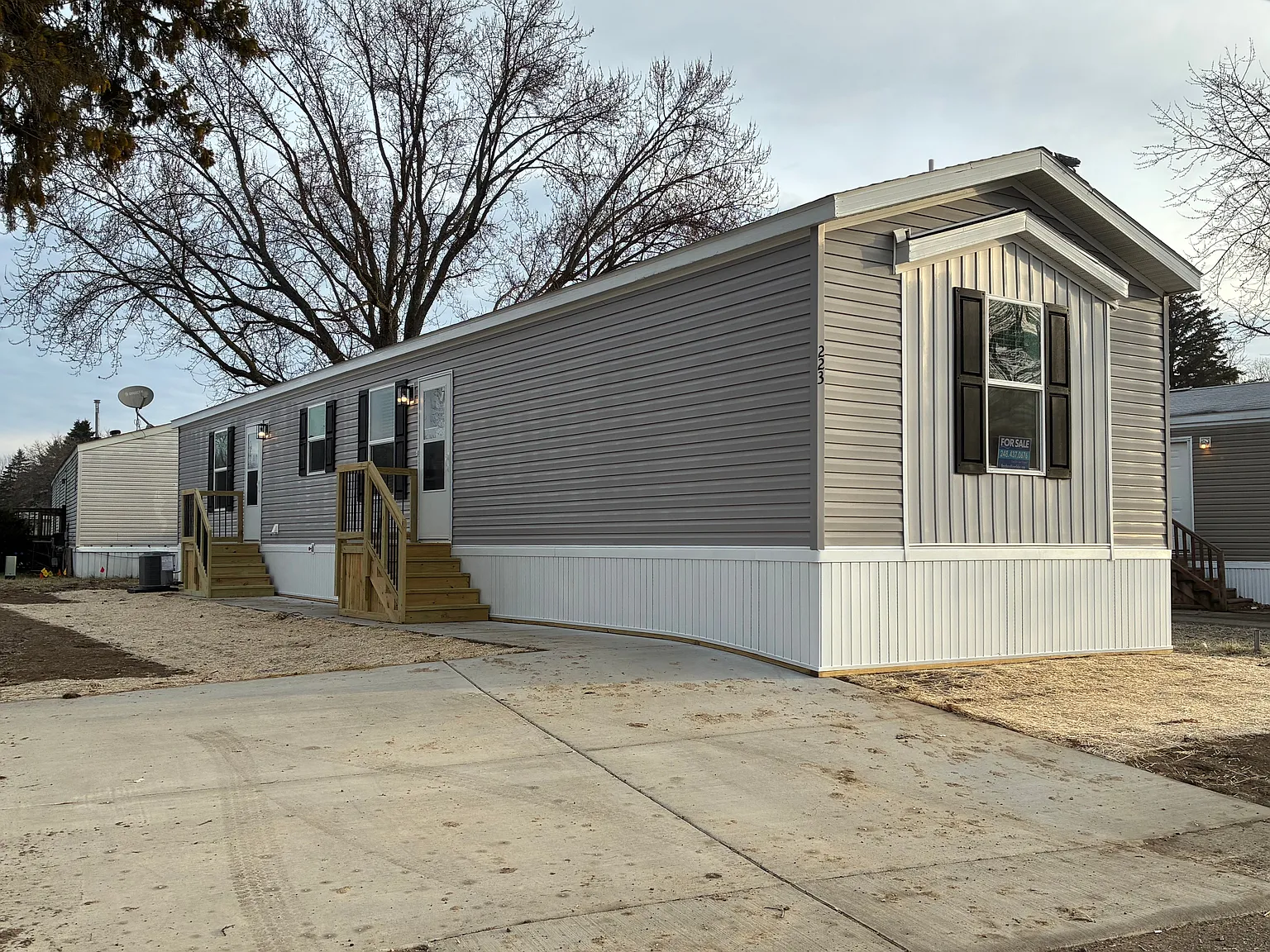 223 S Lyon Woods #100 photo 1