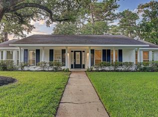 10018 Doliver Dr, Houston, TX 77042