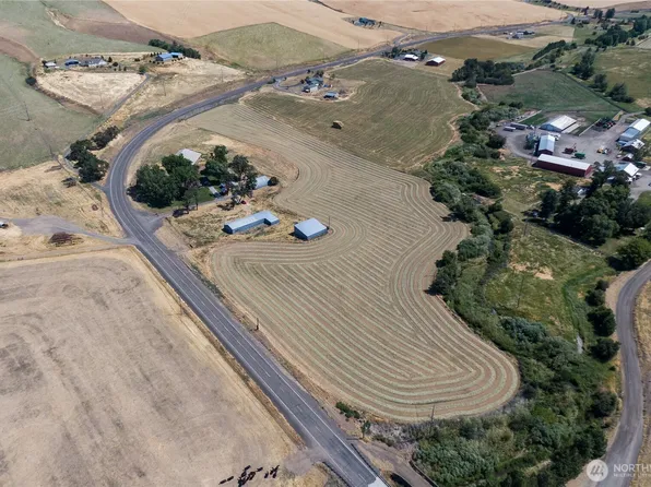 238 Patit Road, Dayton, WA 99328