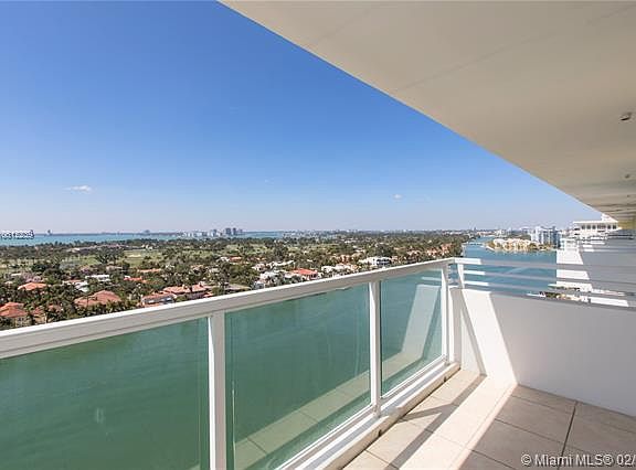 5th image of 5600 Collins Ave APT 17G
