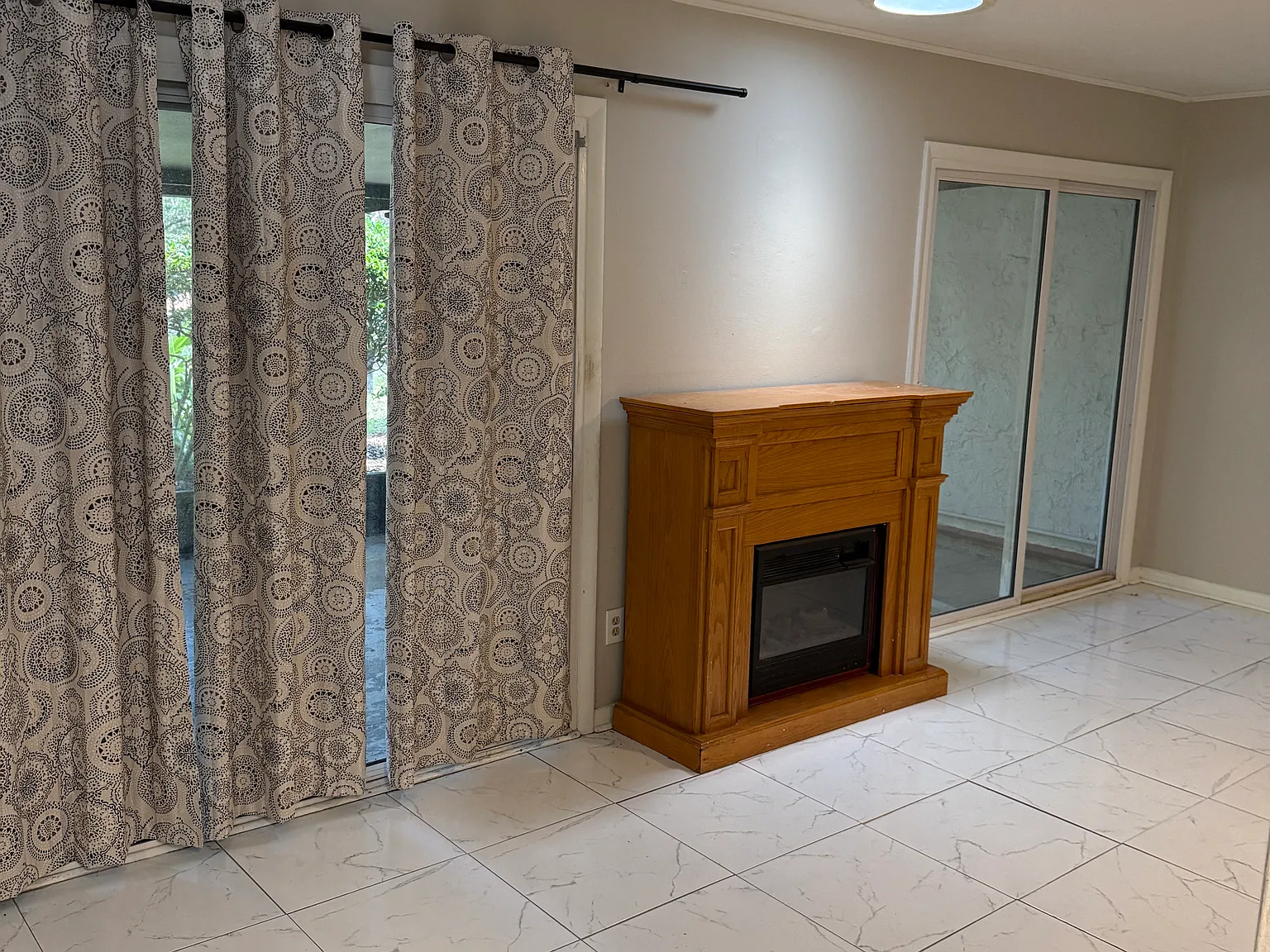 2 bed, 1110 sqft, $1,400 — Photo 3