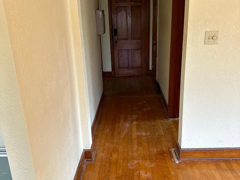 803 Young St #3 — Photo 6