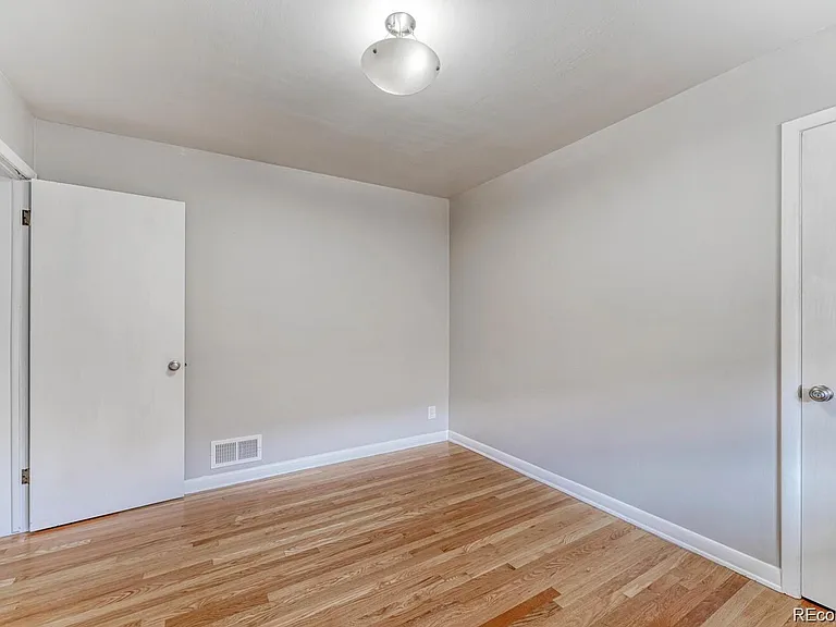 3423 W 39th Ave — Photo 17